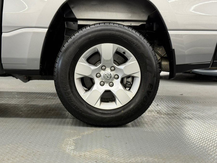 Used 2019 RAM 1500 Big Horn AWD/4WD image 14