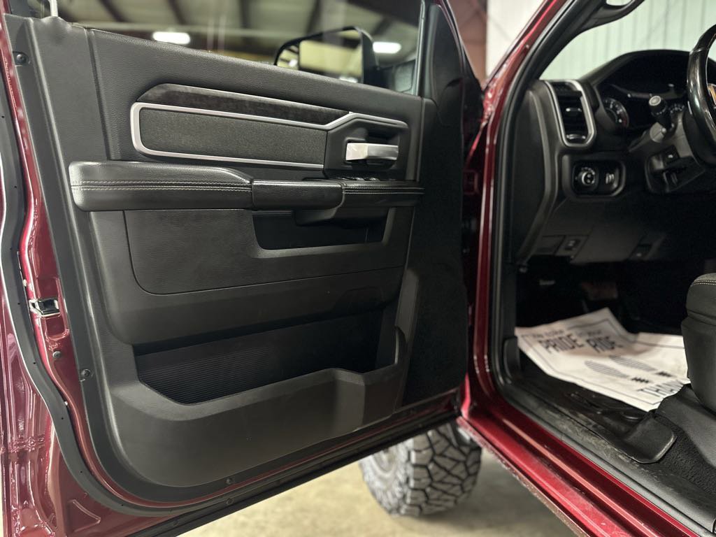 Used 2022 RAM 2500 Big Horn w/ Level C Equiment Group image 31