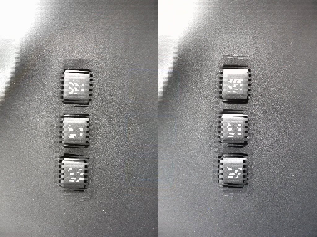 Used 2023 Subaru Ascent Limited w/ Technology Package image 12