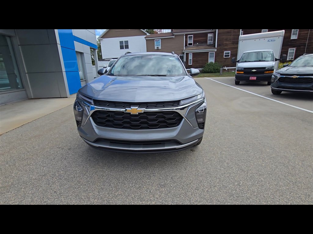 New 2026 Chevrolet Trax LT w/ LT Convenience Package image 3