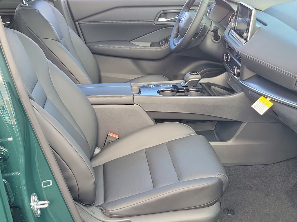 New 2026 Nissan Rogue SV image 10