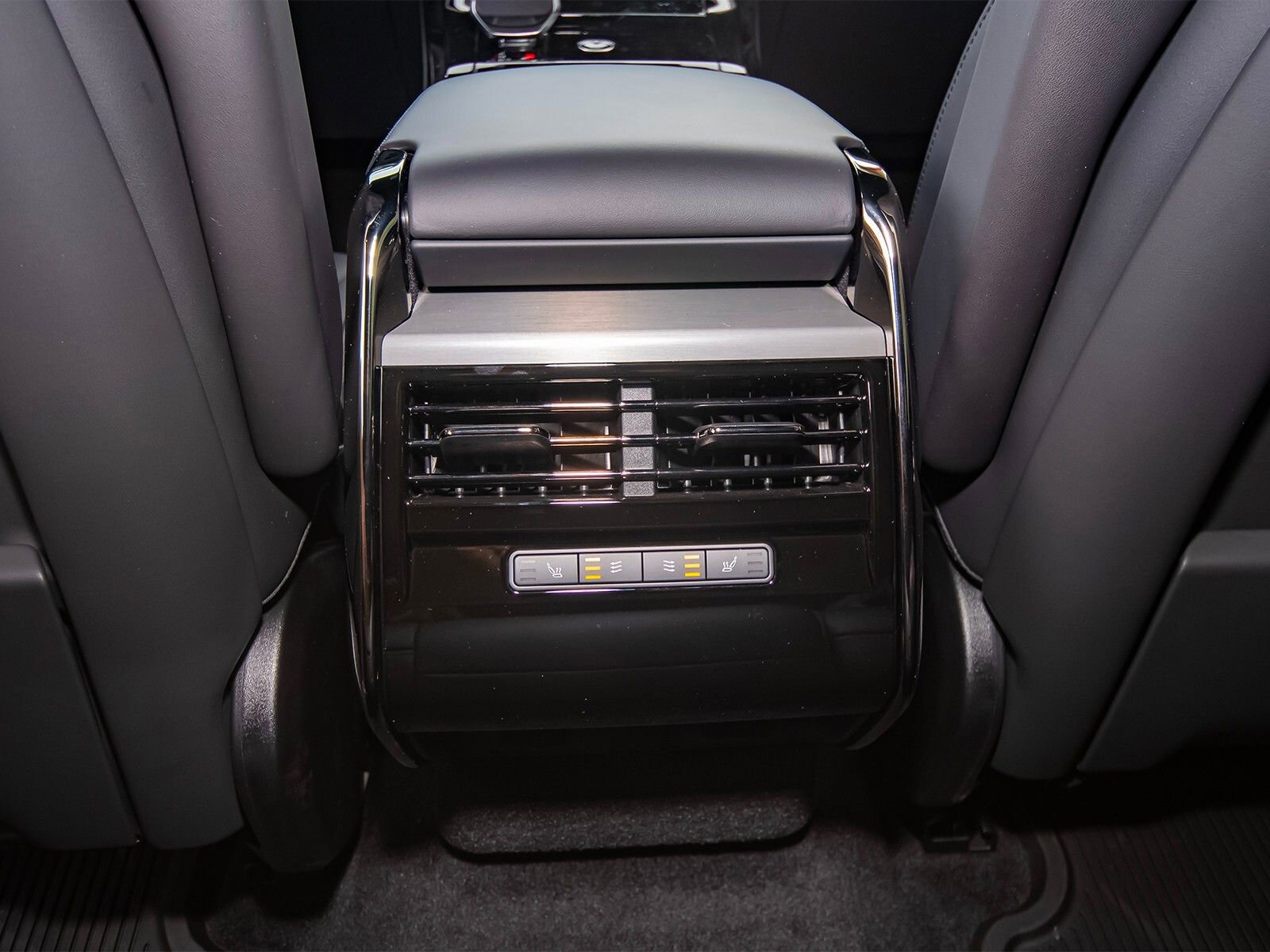 New 2025 Land Rover Range Rover Sport Dynamic SE image 49