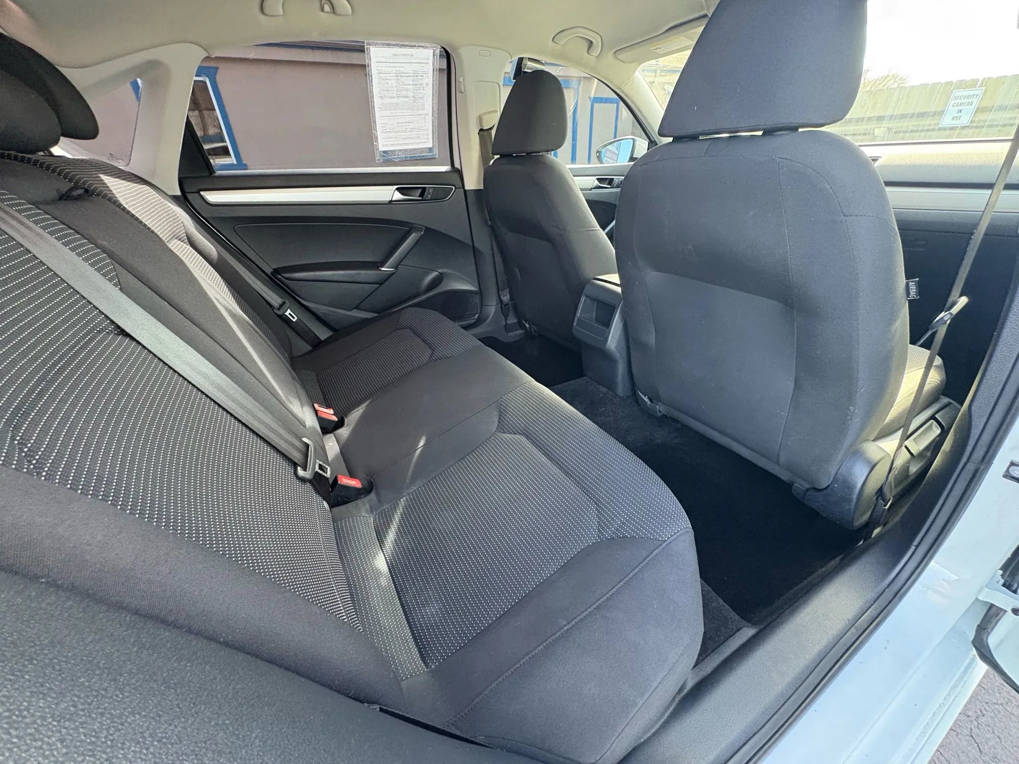 Used 2017 Volkswagen Passat 1.8T S image 12