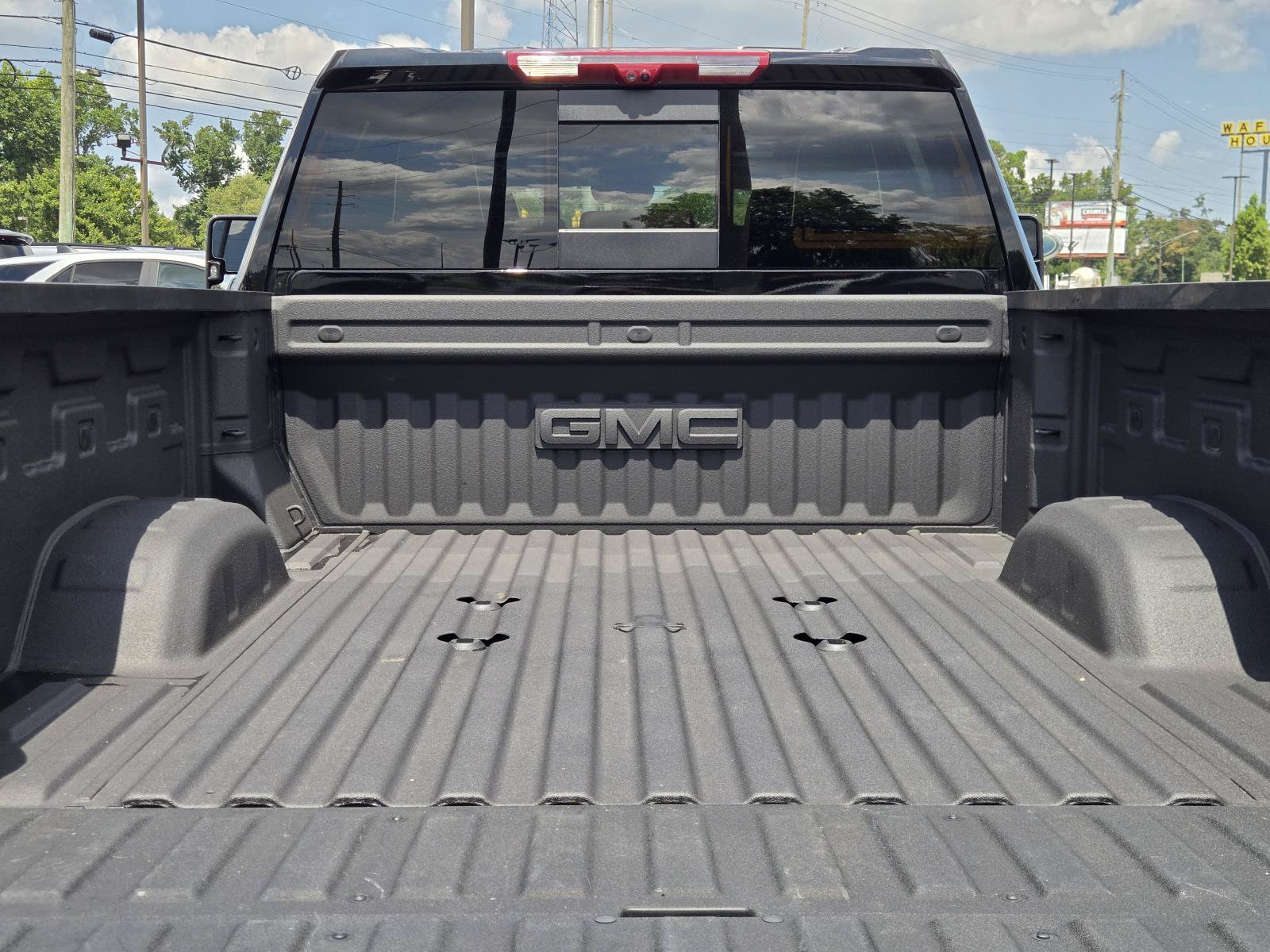 Used 2026 GMC Sierra 2500 Denali Ultimate AWD/4WD image 14