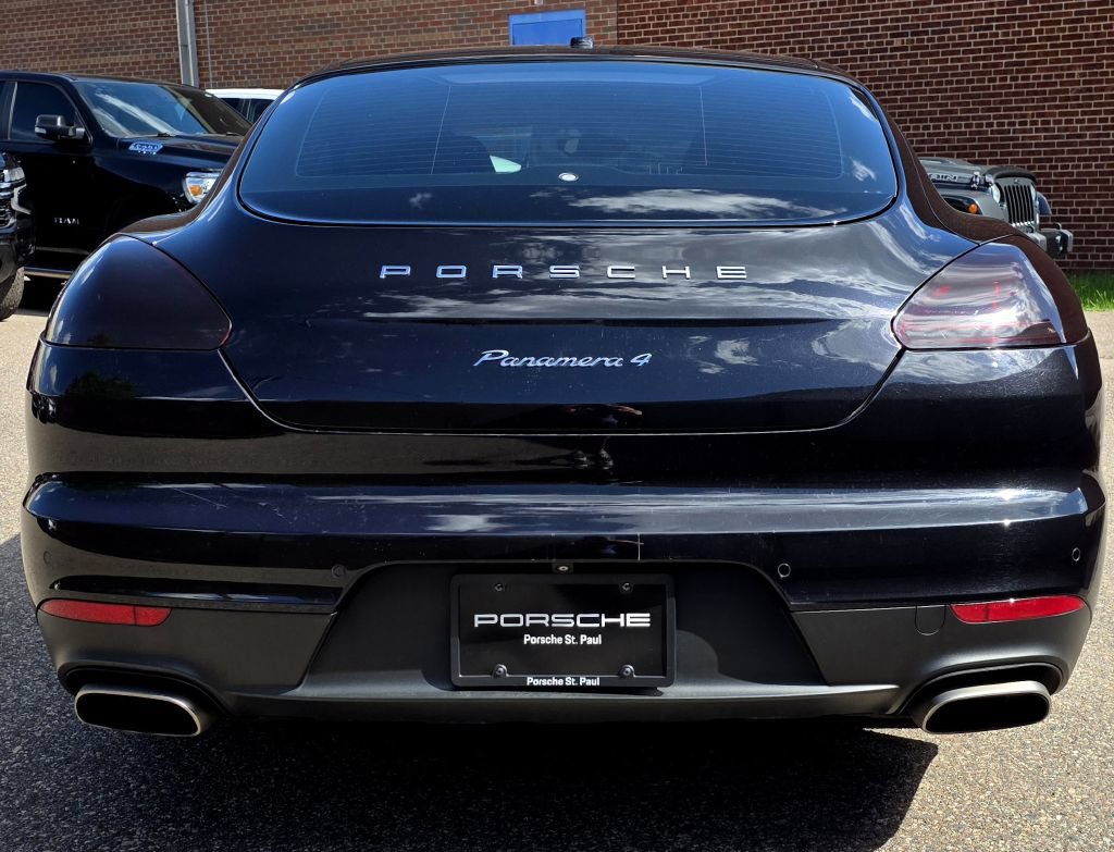 Used 2015 Porsche Panamera 4 AWD/4WD image 6
