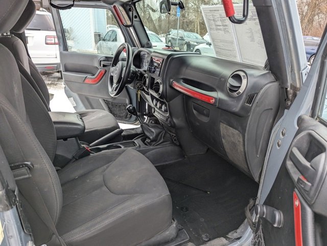 Used 2014 Jeep Wrangler Sport image 17
