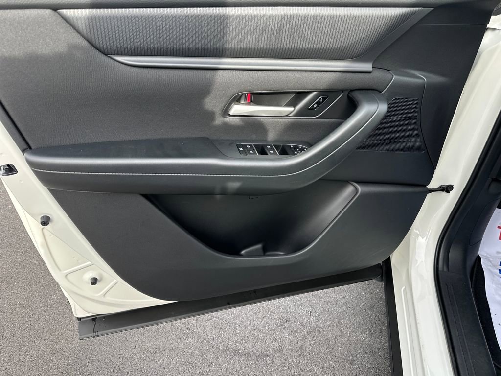 Used 2025 MAZDA CX-90 3.3 Turbo w/ Select Package image 14