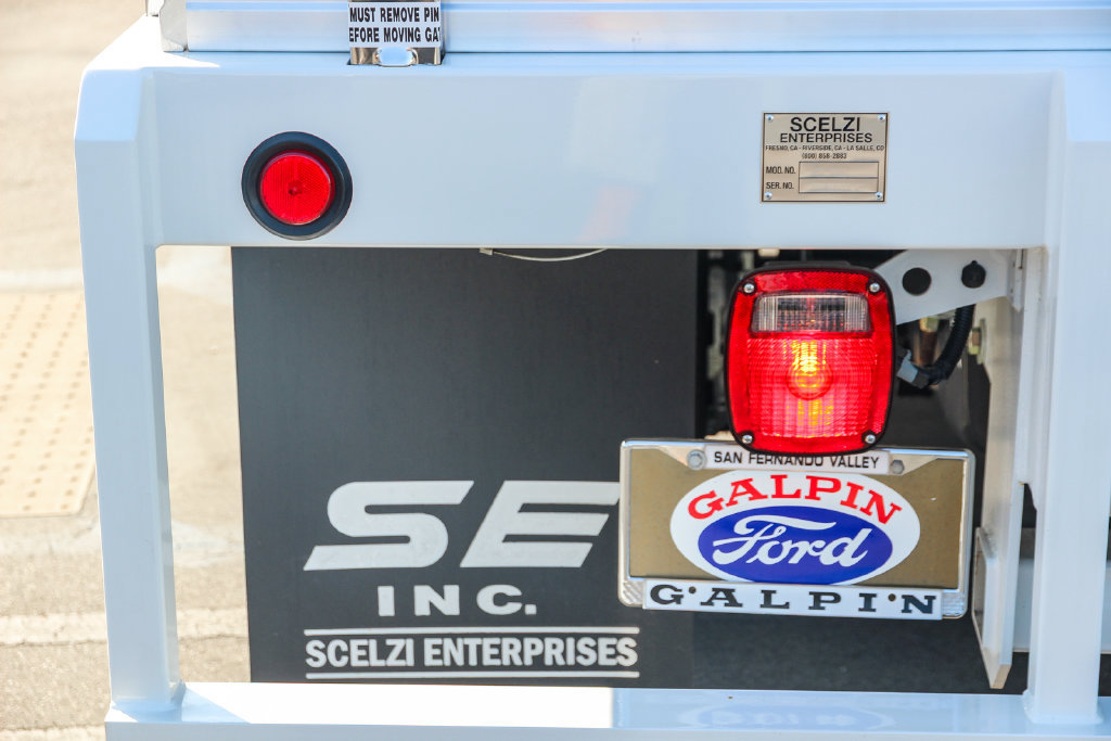 New 2024 Ford F450 XL w/ XL Chrome Package RWD image 7