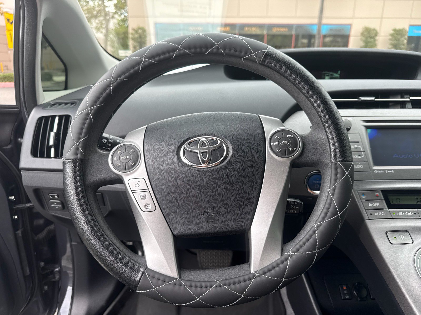 Used 2015 Toyota Prius Prime Plug-In Hybrid FWD image 19