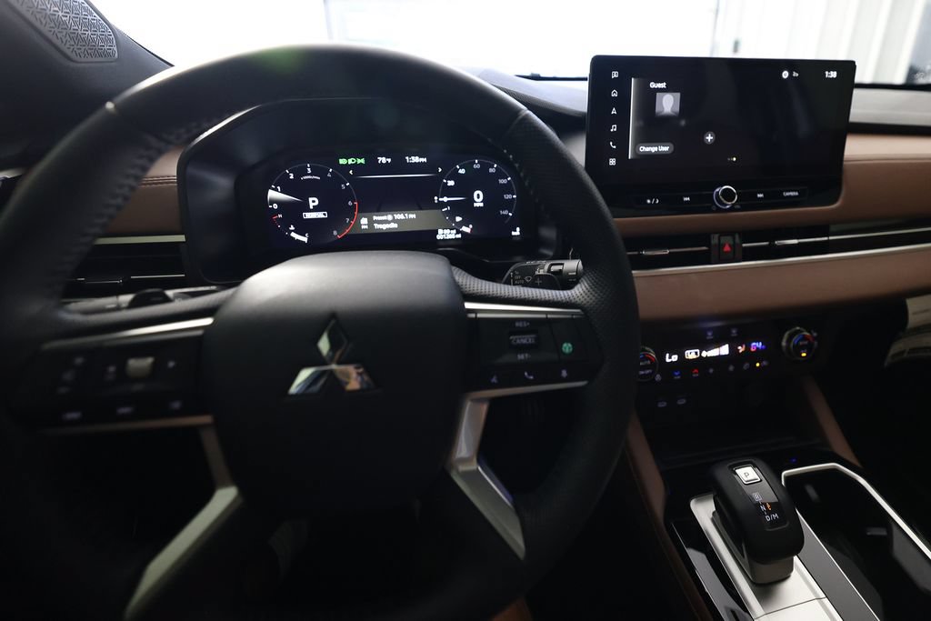 Used 2025 Mitsubishi Outlander SEL FWD image 21