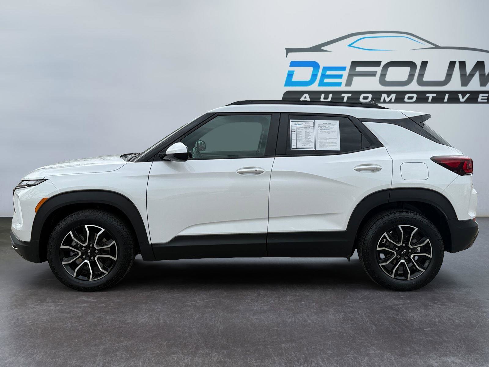 Used 2024 Chevrolet TrailBlazer ACTIV w/ Convenience Package image 6