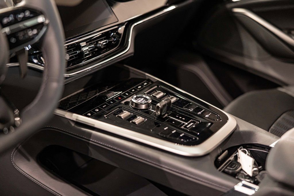 New 2026 Aston Martin DBX 707 AWD/4WD image 23
