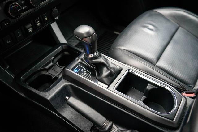 Used 2019 Toyota Tacoma TRD Sport AWD/4WD image 23