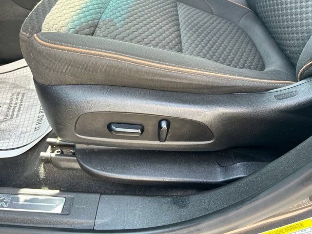 Used 2019 GMC Acadia SLE w/ Driver Alert Package I AWD/4WD image 12