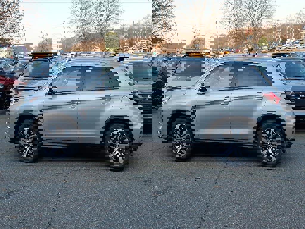 New 2026 Mitsubishi Outlander Sport ES image 2
