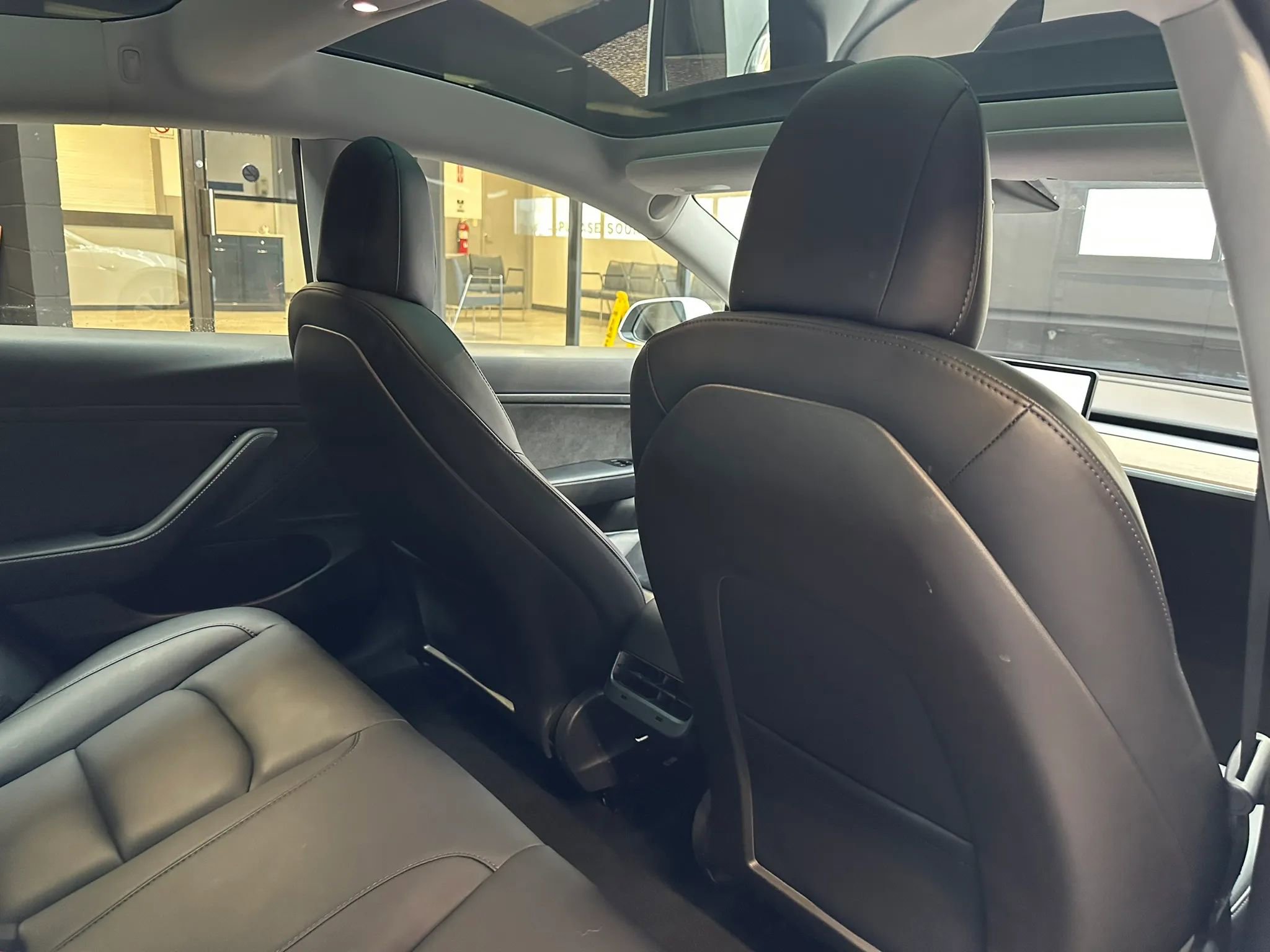 Used 2020 Tesla Model 3 Standard Range Plus image 25