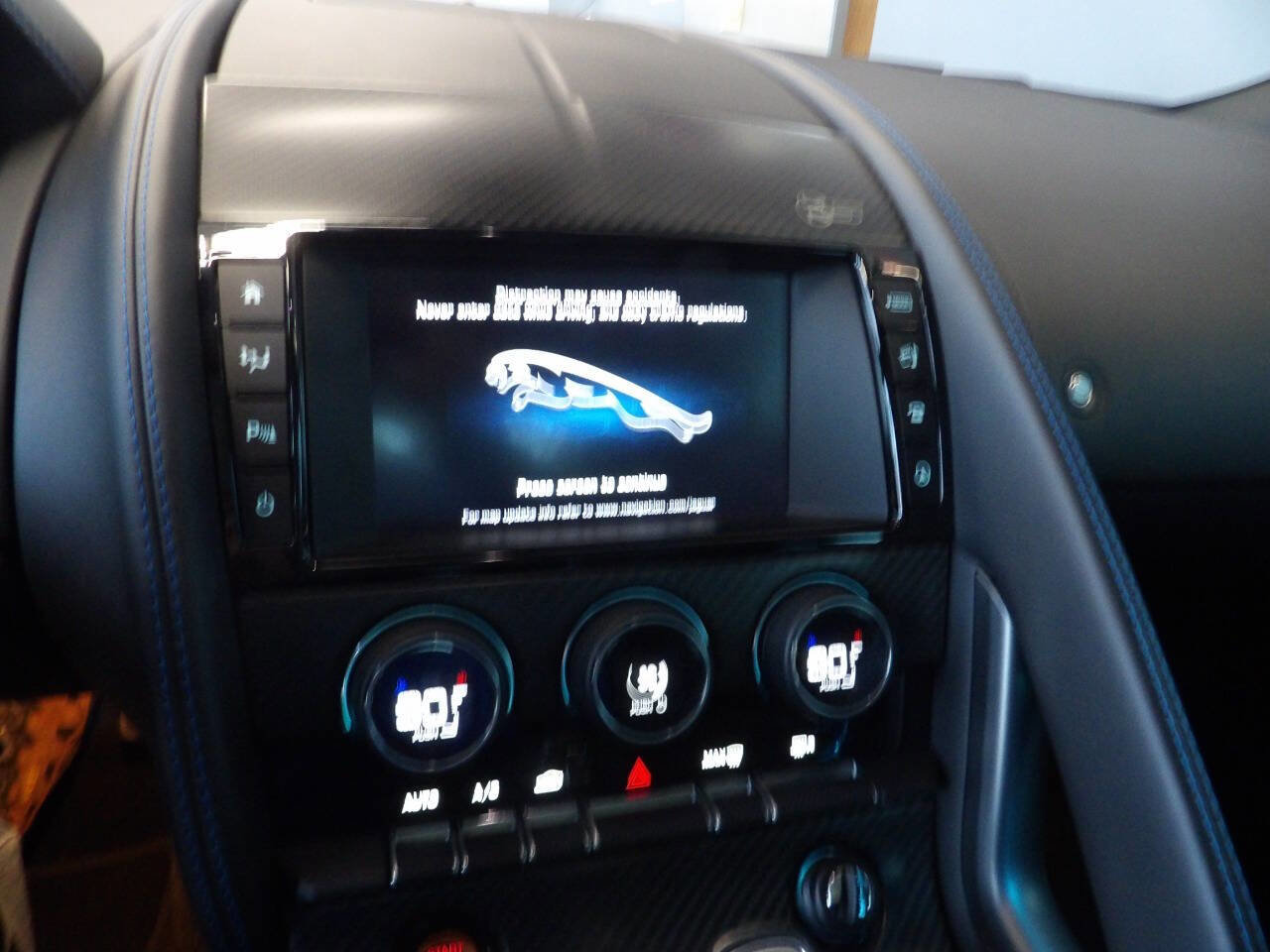 Used 2017 Jaguar F-TYPE S British Design Edition image 13