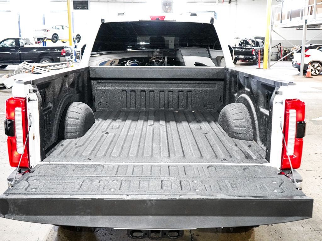 Certified 2025 Ford F250 Lariat w/ Tremor Off-Road Package AWD/4WD image 14