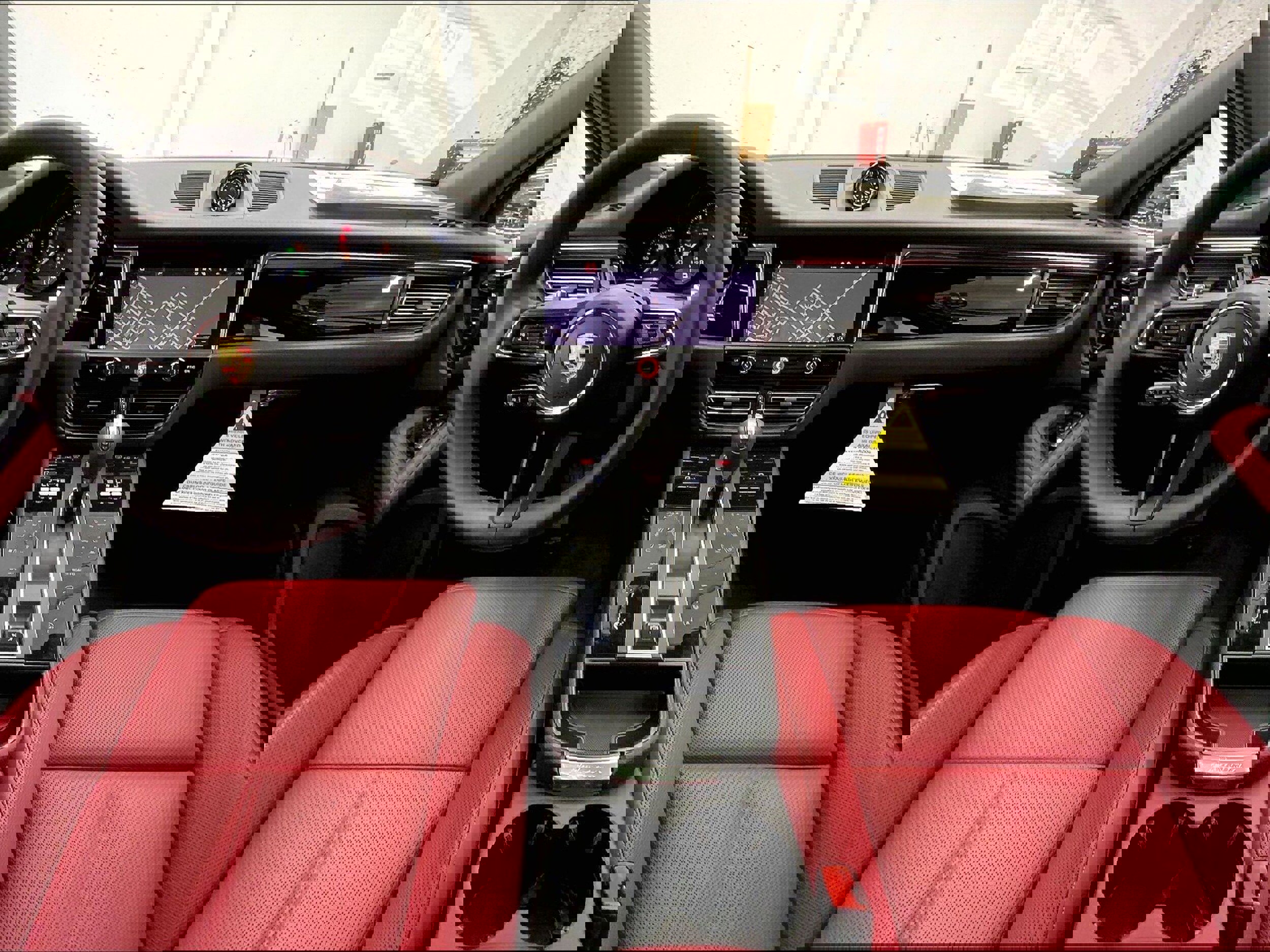 New 2025 Porsche Macan image 9