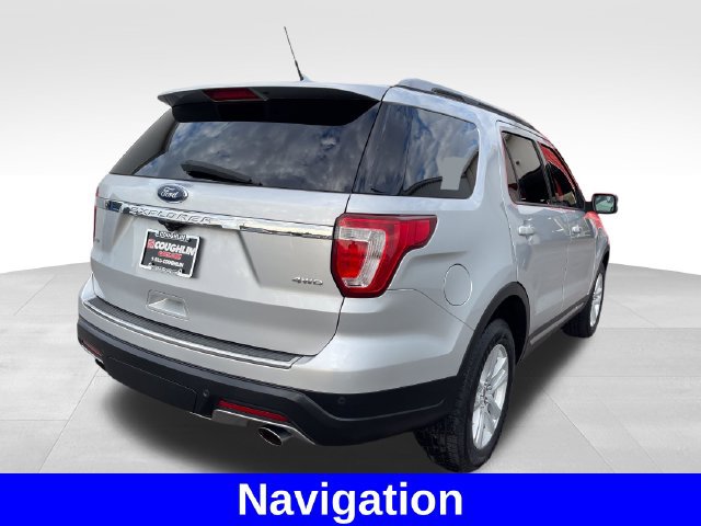 Used 2018 Ford Explorer XLT w/ Equipment Group 202A AWD/4WD image 5