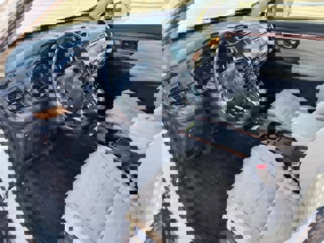 Used 2022 Honda CR-V Touring image 9