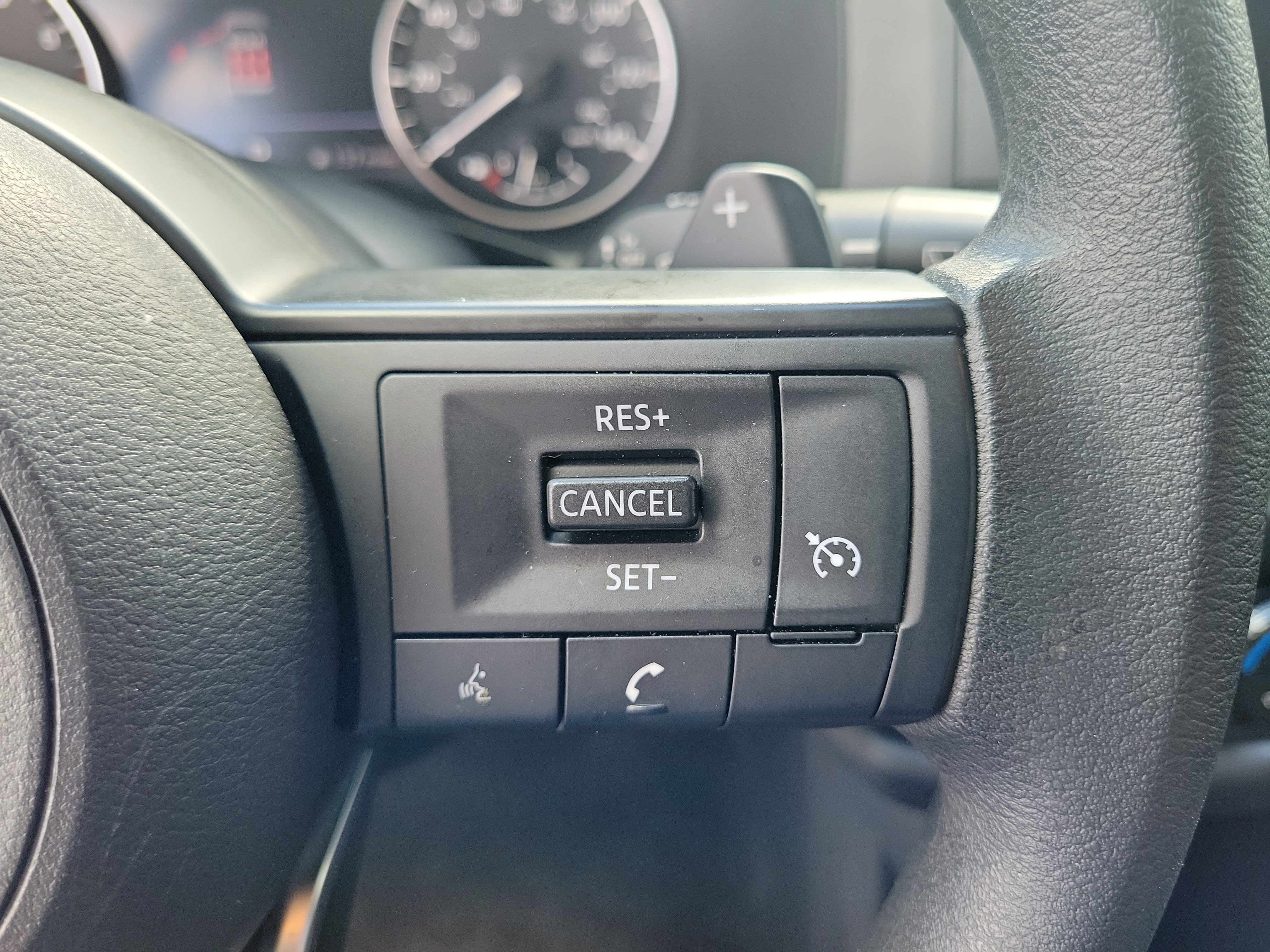 Certified 2025 Nissan Pathfinder S FWD image 17