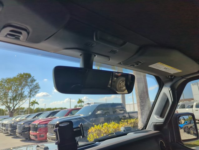 Used 2022 Jeep Gladiator Overland AWD/4WD image 14