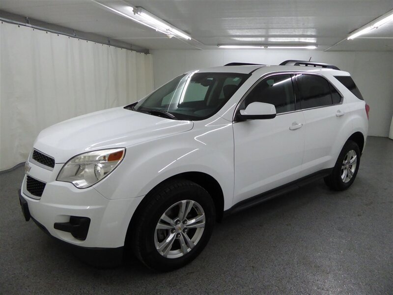 Used 2015 Chevrolet Equinox LT w/ Driver Convenience Package image 3