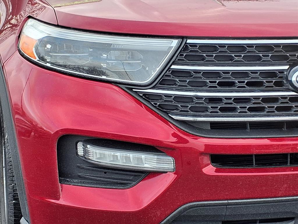 Used 2021 Ford Explorer XLT w/ Equipment Group 202A image 32