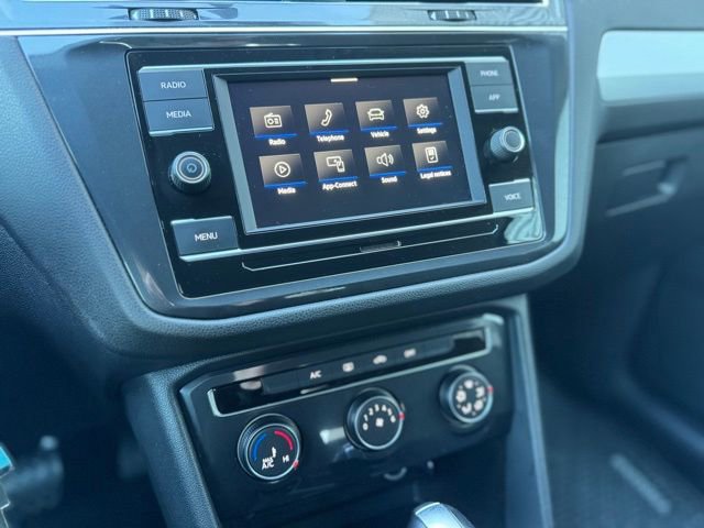 Used 2020 Volkswagen Tiguan S image 14