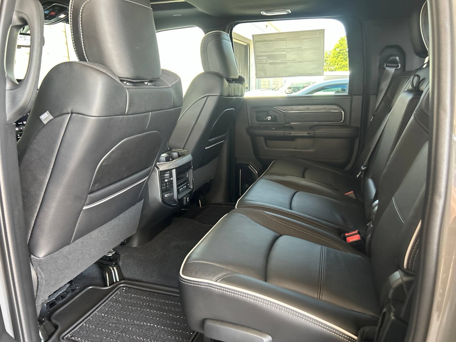 New 2027 RAM 2500 Limited AWD/4WD image 13