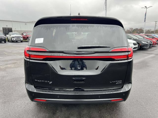 New 2026 Chrysler Pacifica Limited w/ S Appearance Package AWD/4WD image 7