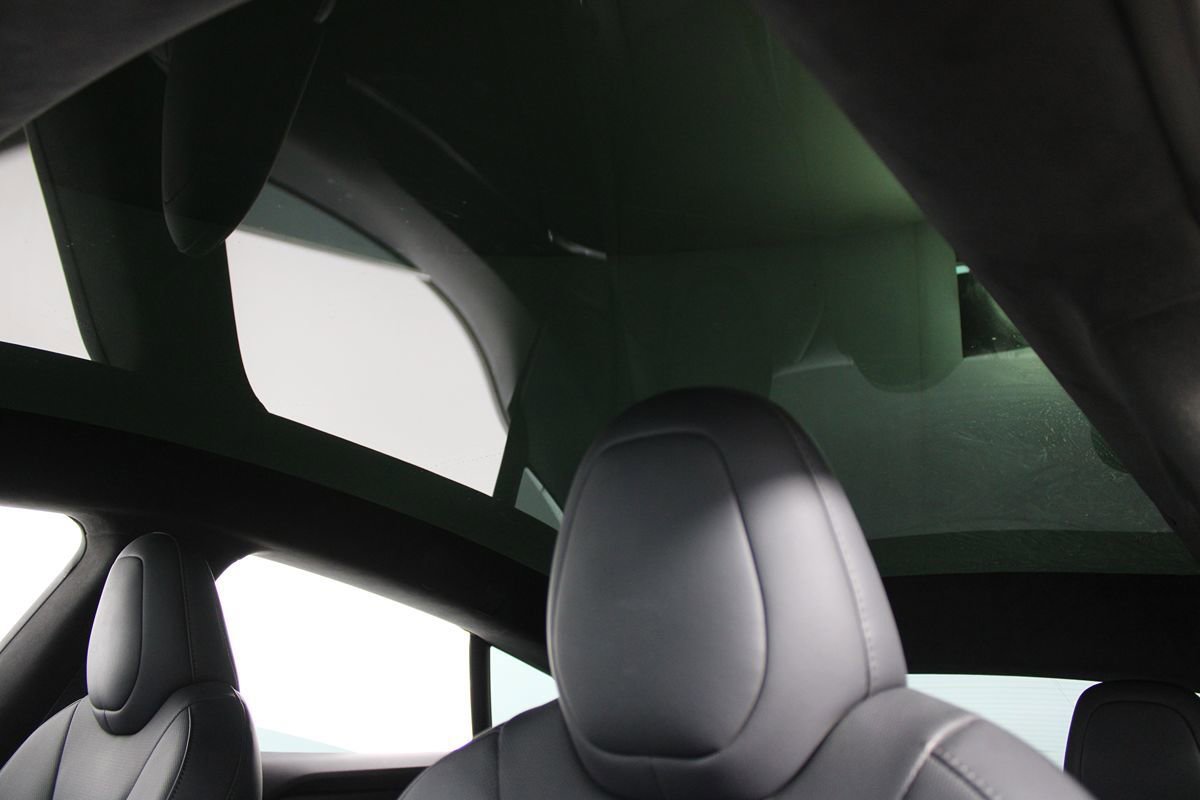 Used 2022 Tesla Model S Plaid AWD/4WD image 9