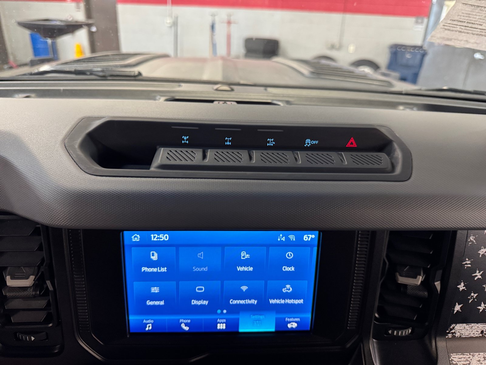 Used 2023 Ford Bronco 2-Door w/ Sasquatch Package AWD/4WD image 35