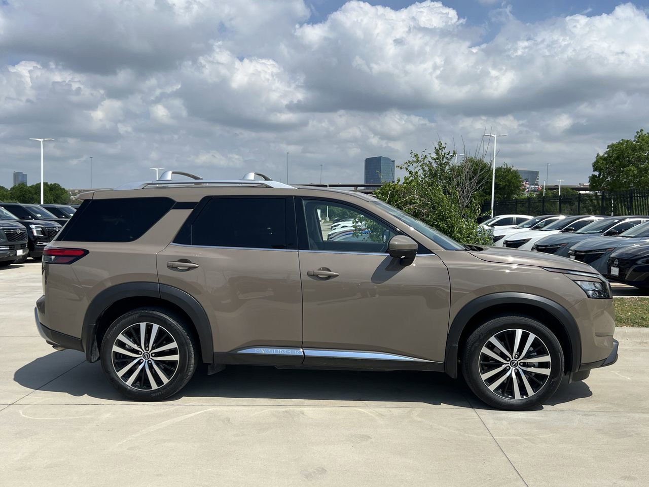 Certified 2025 Nissan Pathfinder Platinum w/ Cargo Package image 3