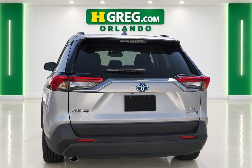 Used 2022 Toyota RAV4 XLE w/ Convenience Package AWD/4WD image 8
