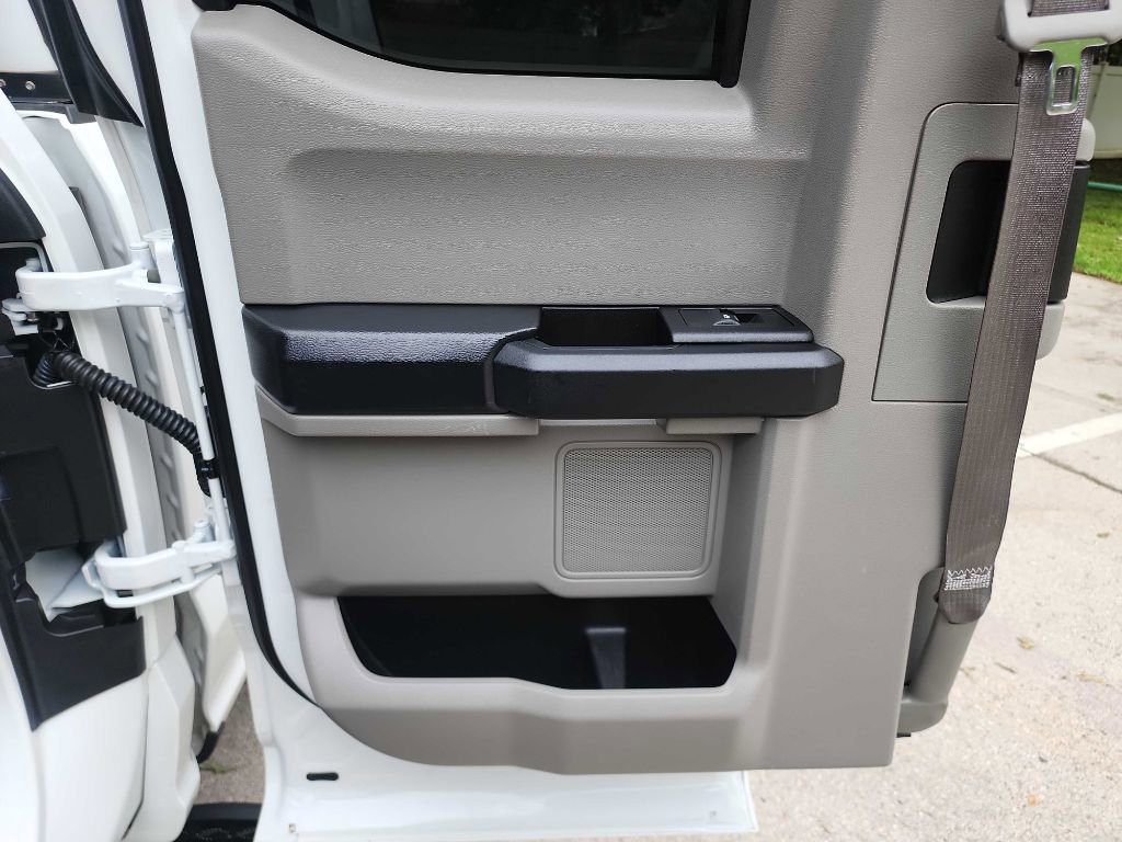Used 2018 Ford F250 XL w/ Power Equipment Group RWD image 31