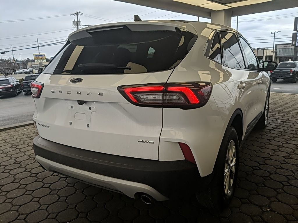 Used 2023 Ford Escape Active image 5
