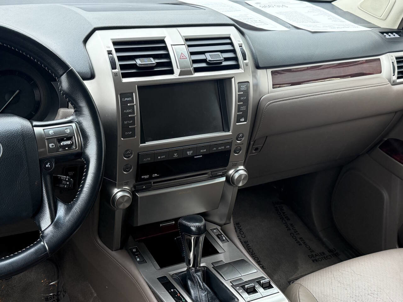 Used 2011 Lexus GX 460 image 8