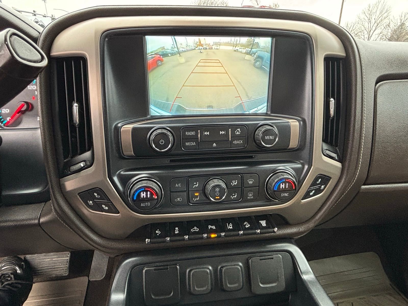 Used 2018 GMC Sierra 3500 Denali w/ Suspension Package, Off-Road AWD/4WD image 16