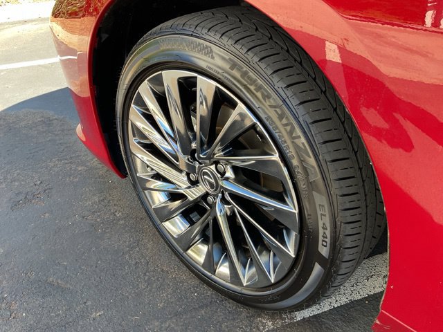 Used 2025 Lexus ES 350 Ultra Luxury FWD image 12