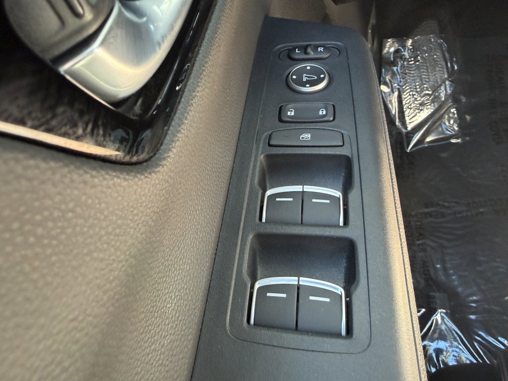 Used 2023 Honda CR-V Sport Touring image 25