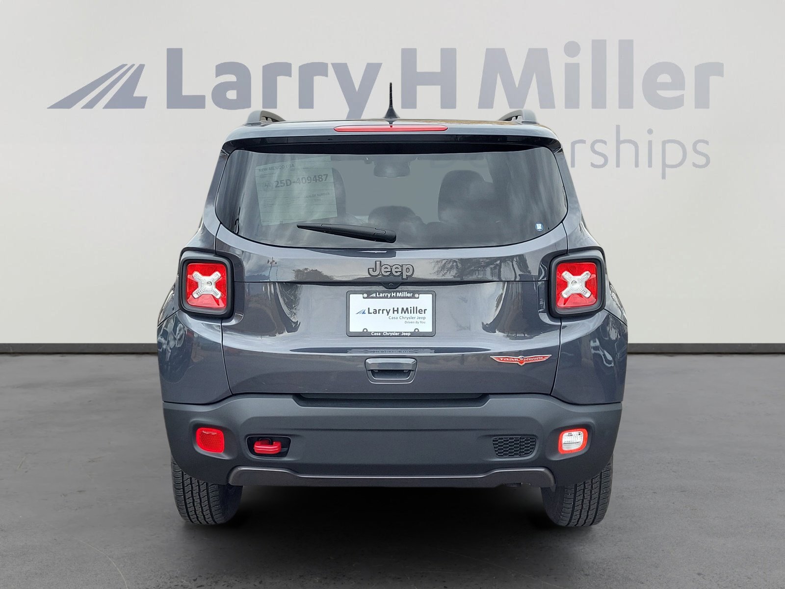 Used 2022 Jeep Renegade Trailhawk w/ Sun/Sound Group image 5