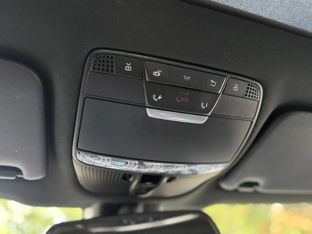 Used 2019 Mercedes-Benz GLC 300 4MATIC image 19