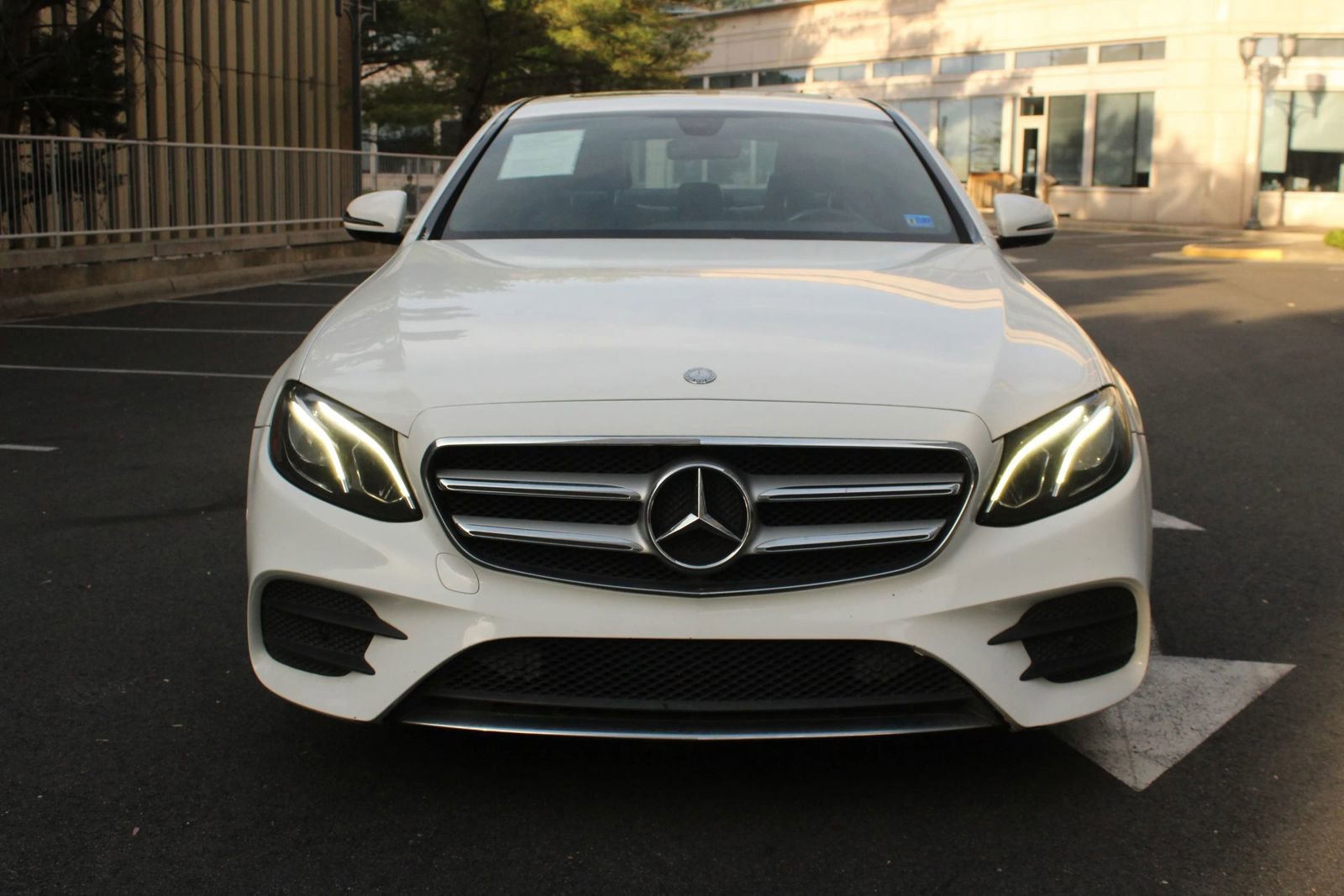 Used 2017 Mercedes-Benz E 300 image 3
