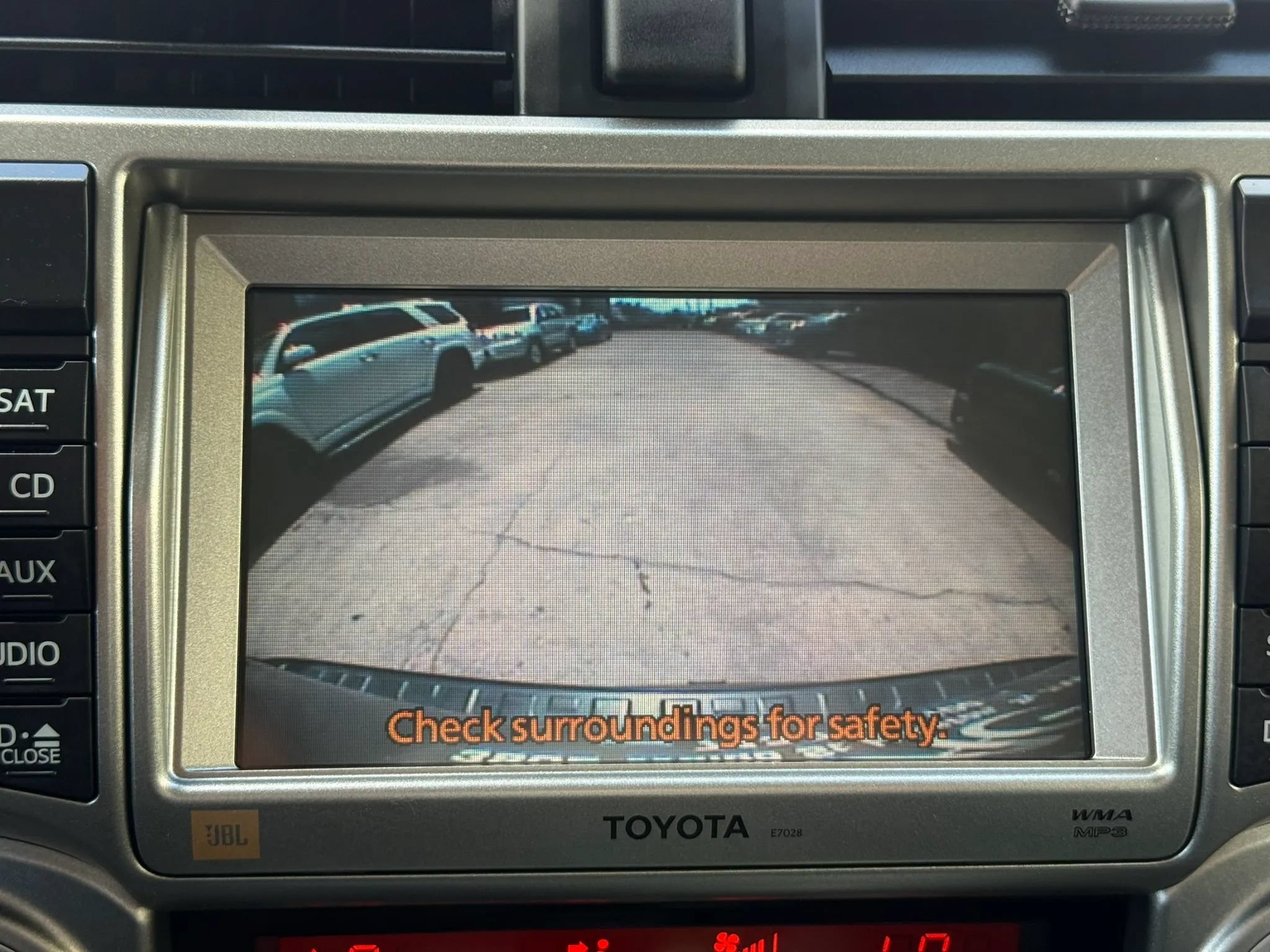 Used 2010 Toyota 4Runner Limited AWD/4WD image 11