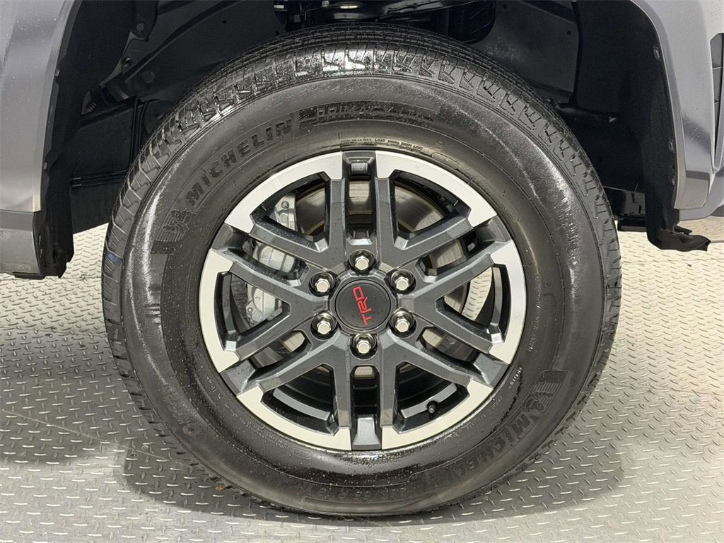 Used 2025 Toyota Tacoma TRD Sport image 8