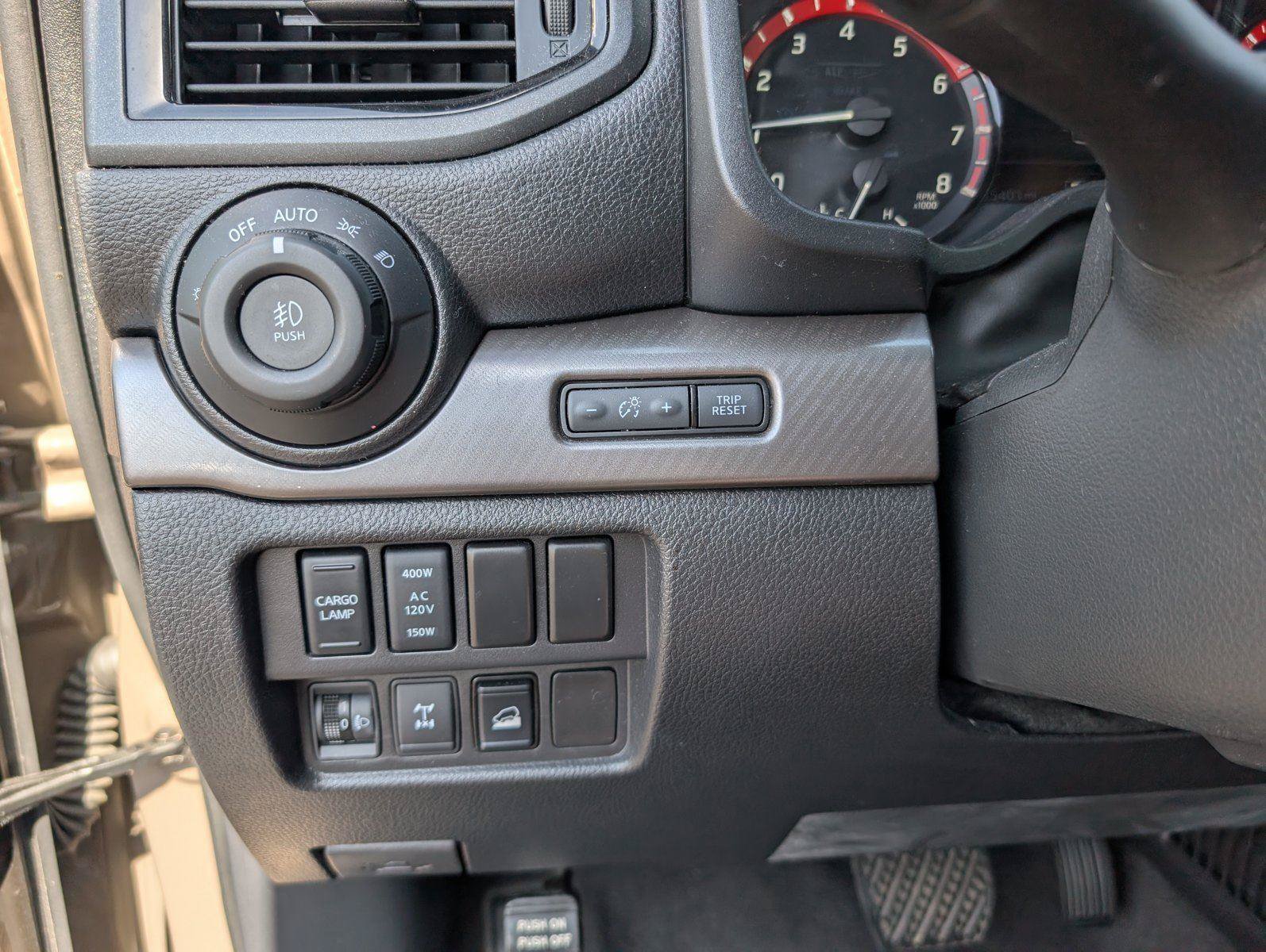 Used 2021 Nissan Titan PRO-4X w/ Pro-4x Utility Package AWD/4WD image 28