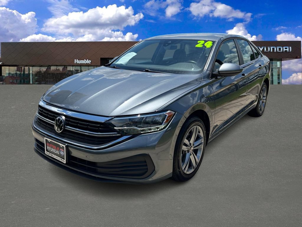 Used 2024 Volkswagen Jetta SE FWD video 1