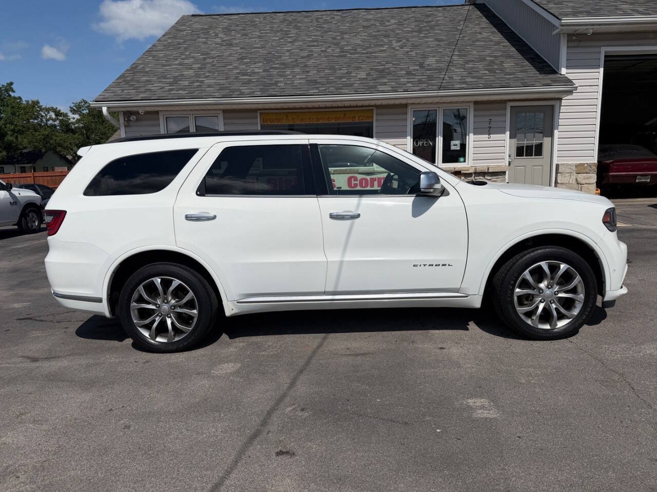 Used 2018 Dodge Durango Citadel AWD/4WD image 8